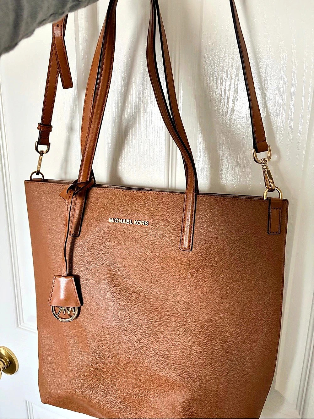 Michael Kors Voyager Large Saffiano Leather Tote Bag Brown